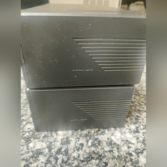 Laserline Compact Disc Holders – Lot of 2 (12-Disc Capacity Each) - Picture 5 of 16